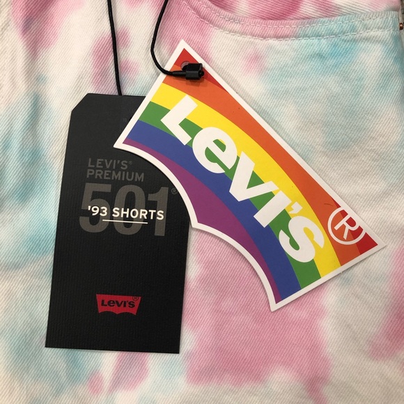 LEVI’S  501 tie dye shorts - Picture 2 of 5